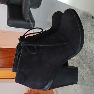 Steve Madden  Faux Suede Lace Up Heeled Boot